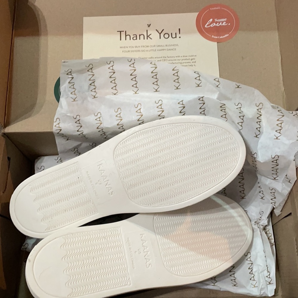 Kaanas Avila Leopard Sneakers Brand New in Box - Picture 10 of 12